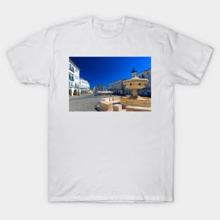 The Fountain on Giraldo Square, Evora T-Shirt